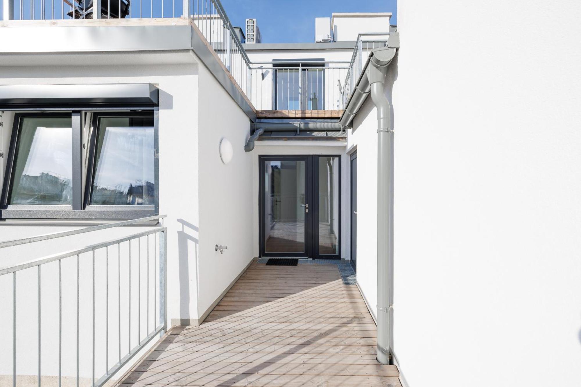 Symphony Apartments 38 - Modern Loft With Terrace And Grill In Central Location فيينا المظهر الخارجي الصورة