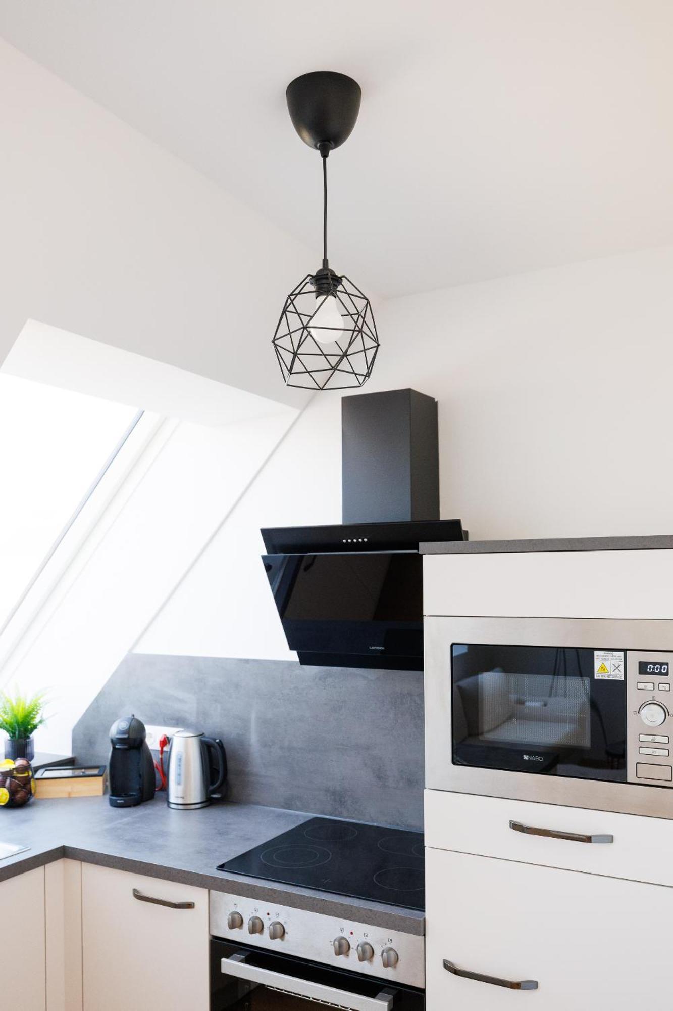 Symphony Apartments 38 - Modern Loft With Terrace And Grill In Central Location فيينا المظهر الخارجي الصورة